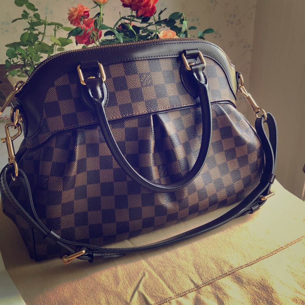 Louis Vuitton Trevi PM